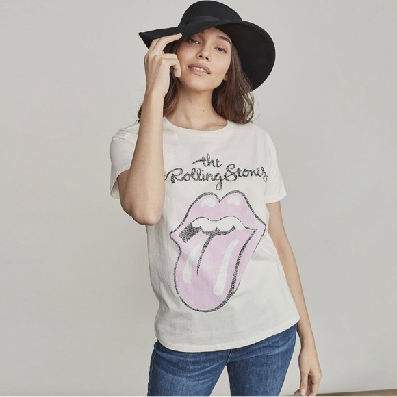 Elizabeth and James Tops - Elizabeth And James Rolling Stones t-shirt women size XS